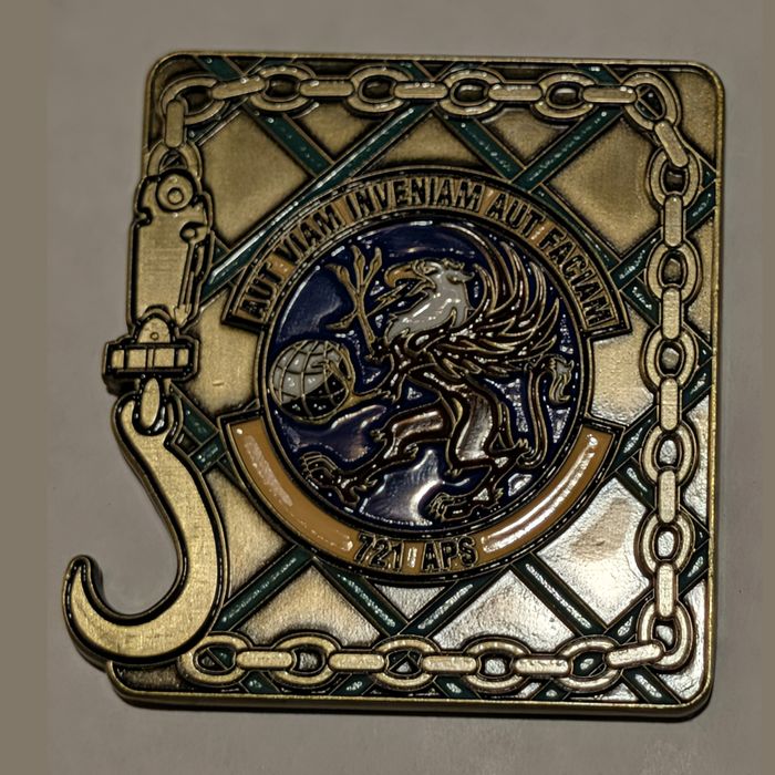 721st Aerial Port Squadron Port Dawgs challenge coin reverse