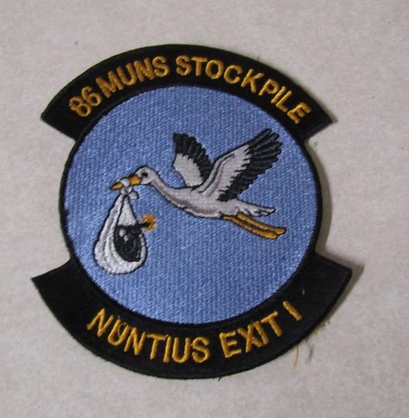 86th Munitions Squadron - '86 MUNS Stockpile' (full color) (full-color) patch